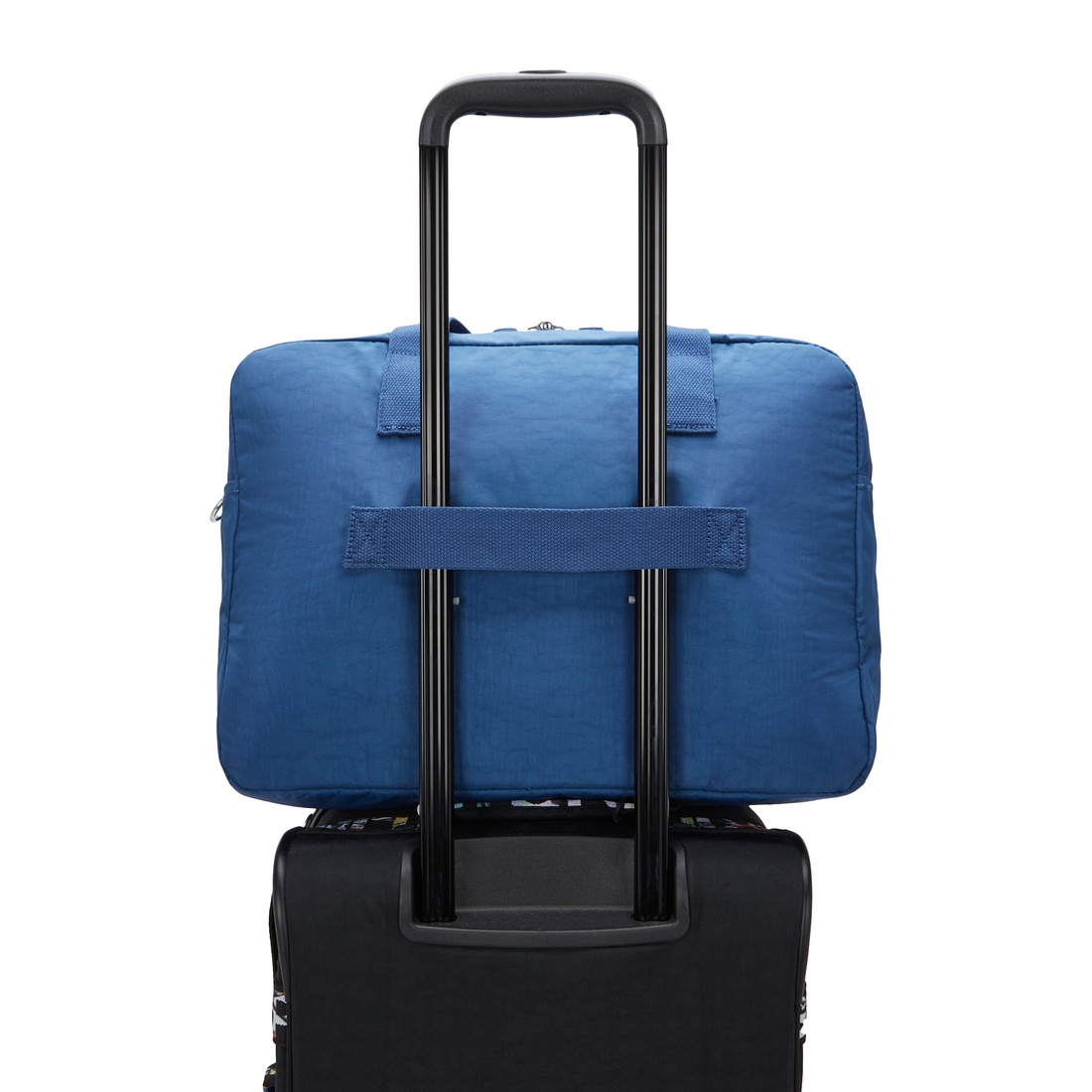 カジュアルブルー