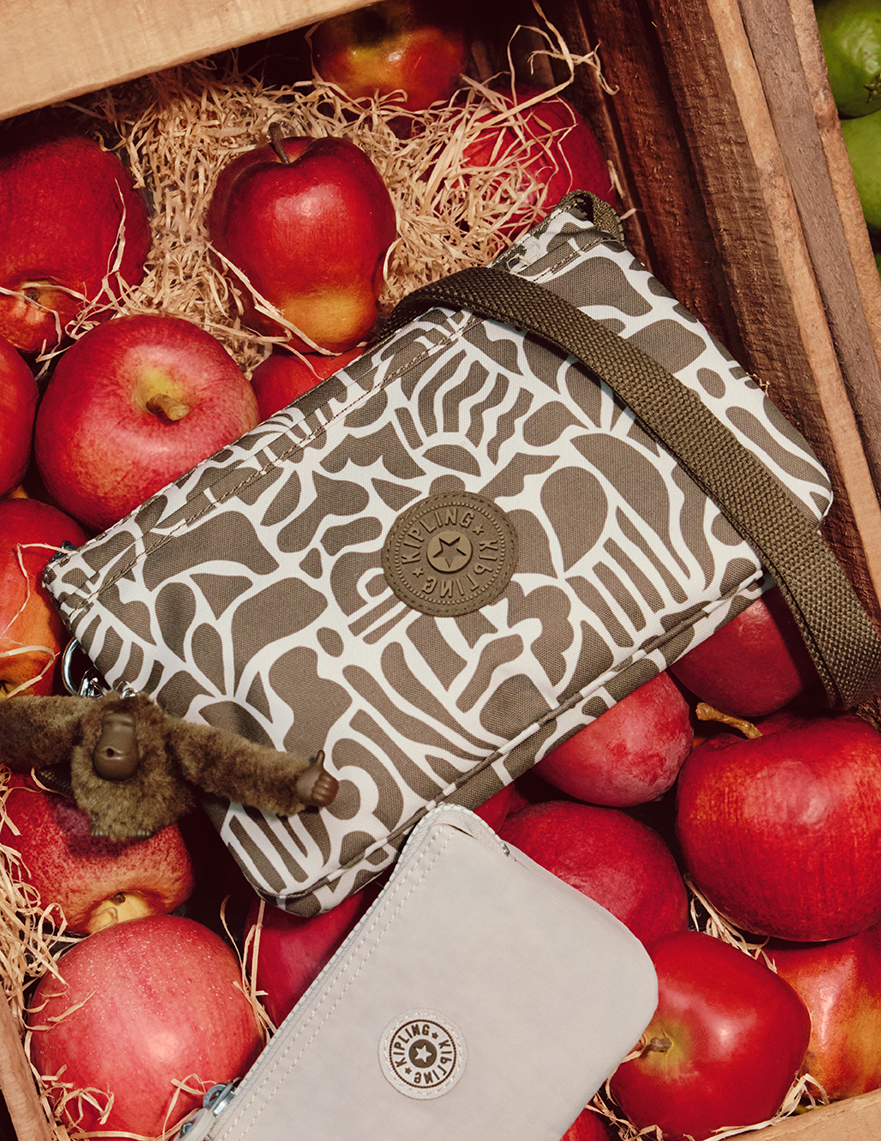 Kipling Basicコレクション「Smooth Khaki」「Cocktail Khaki」